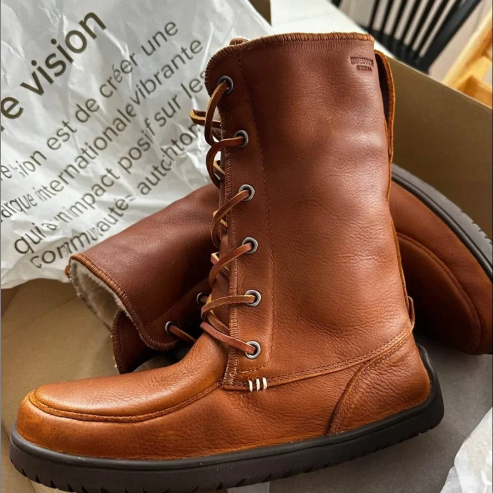 Manitobah mukluk leather boots - Picture 1 of 2